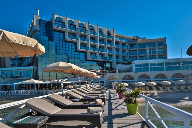 Garden Beach Hotel ฌวง-เลส์-แป็งส์ ภายนอก รูปภาพ